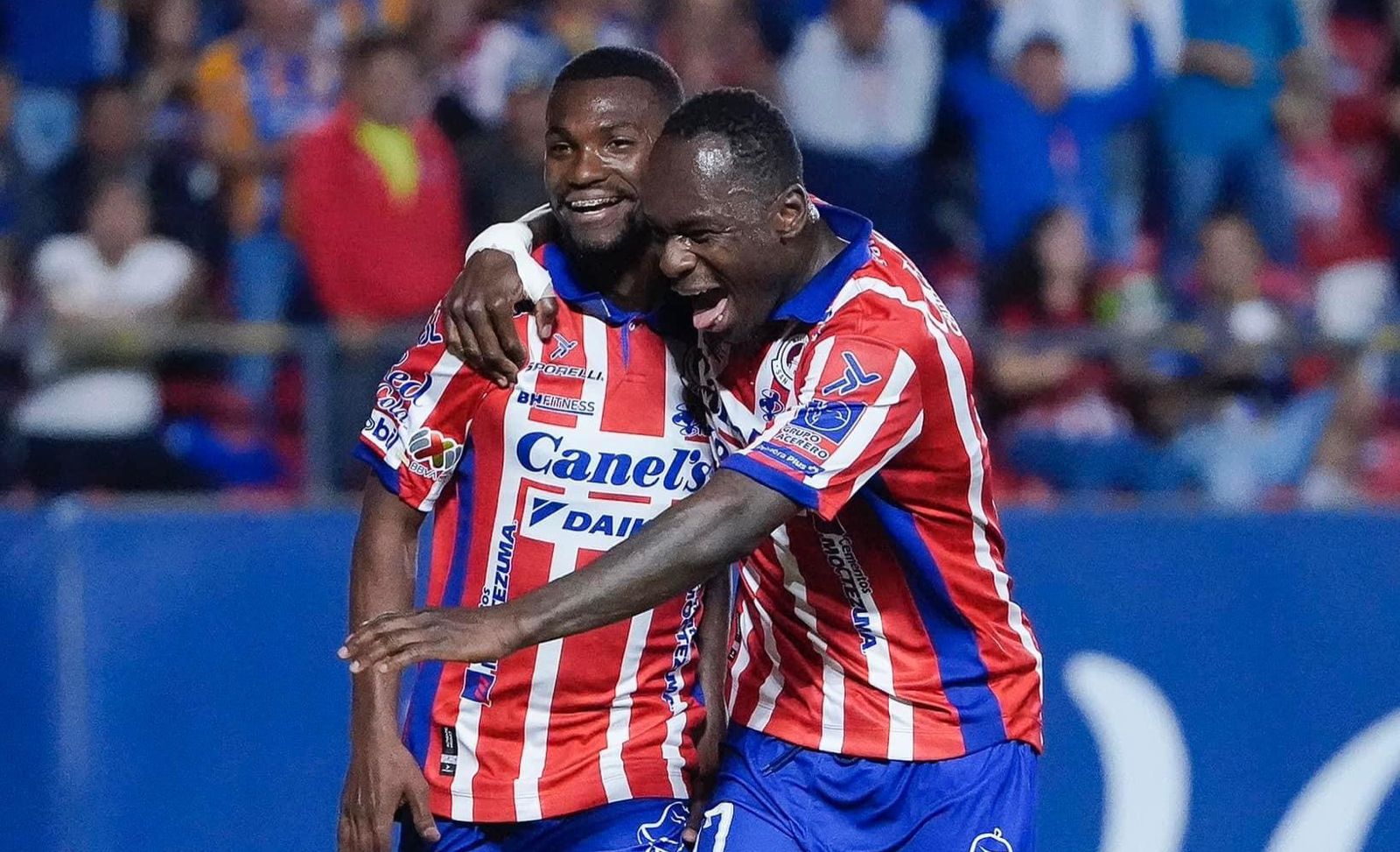Cuatro para que amarre. Atlético de San Luis goleó a Puebla » Emisor ...