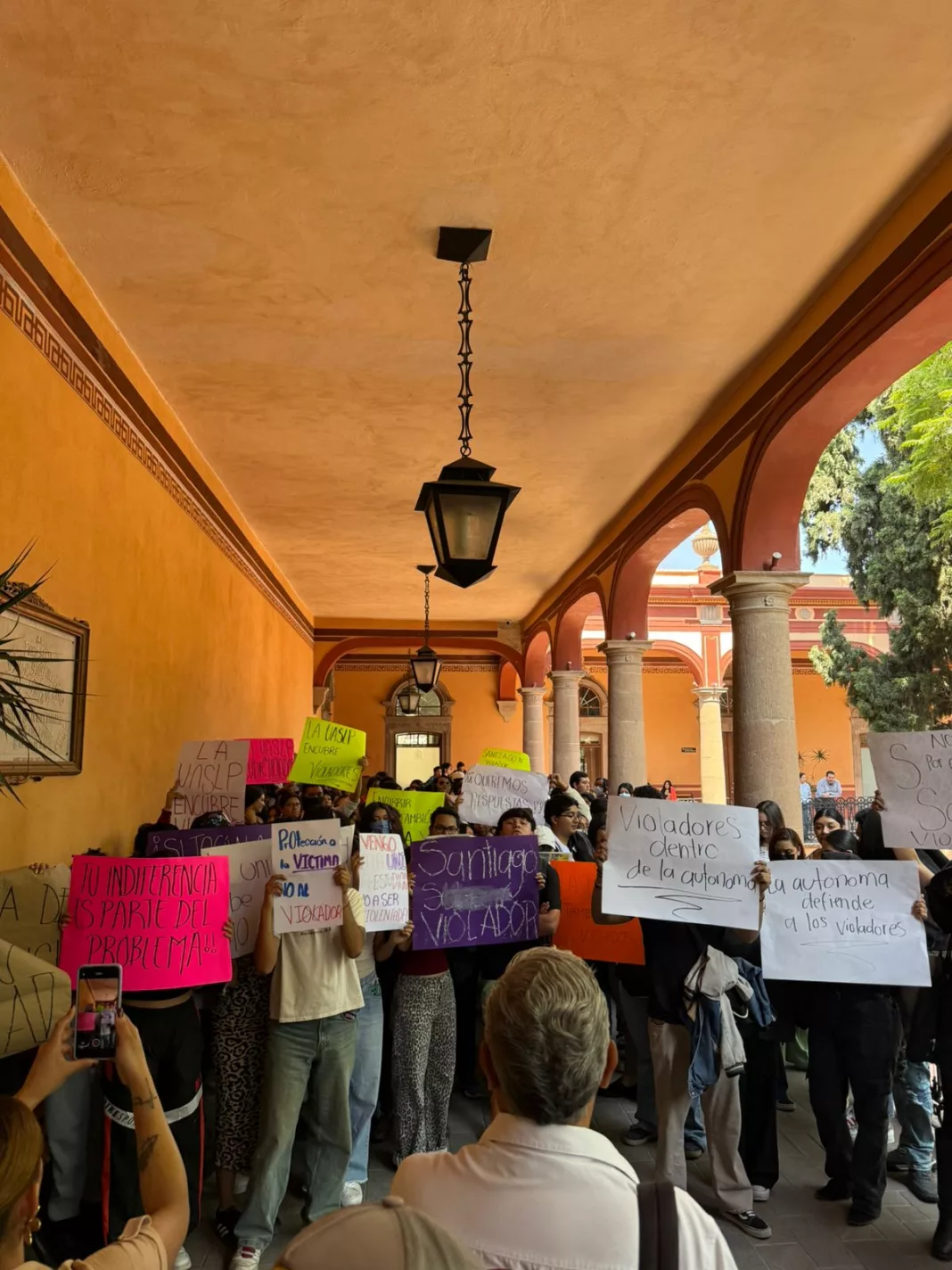 54fb3634-5f07-4634-beaa-0b2e74e8e89f