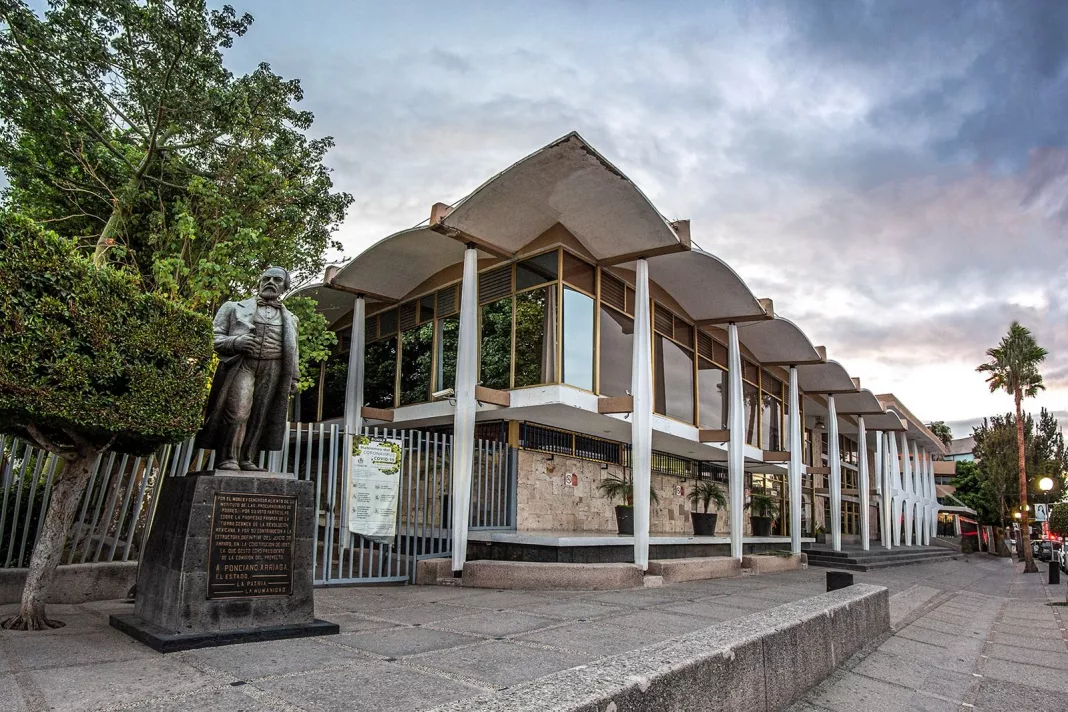 8544b7d2-7f94-43d5-8b25-b0ac4cc66a40