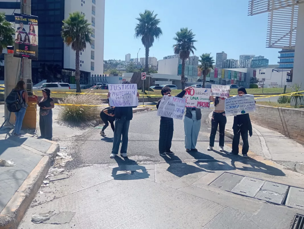 d9d706c7-6b75-41bb-b390-384b514837a8