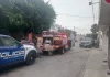 Veladora provoca incendio en vivienda, rescatan a dos adultos mayores y a su mascota